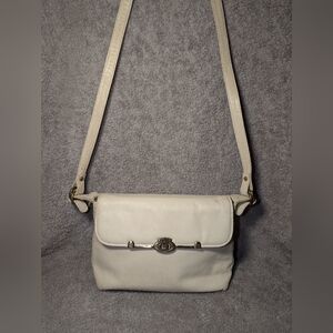 🌝Vintage🌝Etienne Aigner Cream Leather Crossbody Bag